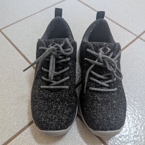 NEW Apex Women's Wool Knit Dark Grey